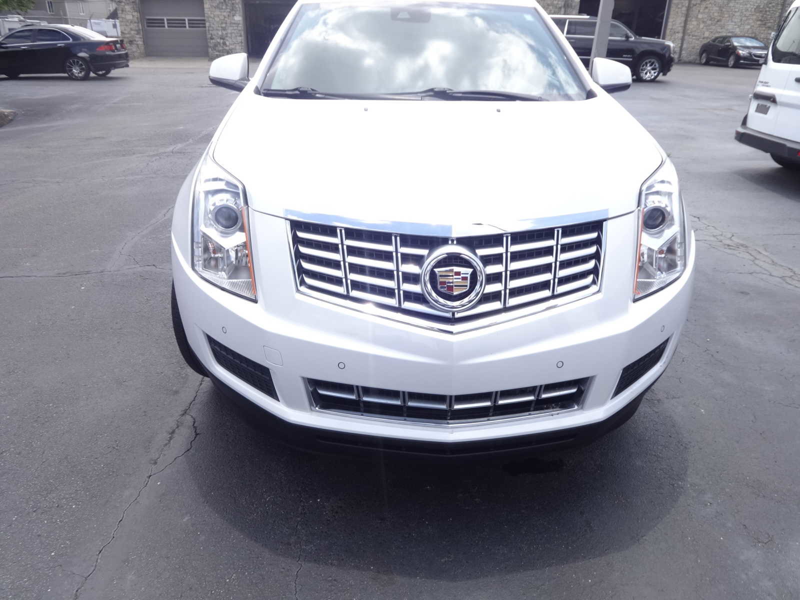 Used 2016 Cadillac SRX Luxury w/ Driver Awareness Package image 2
