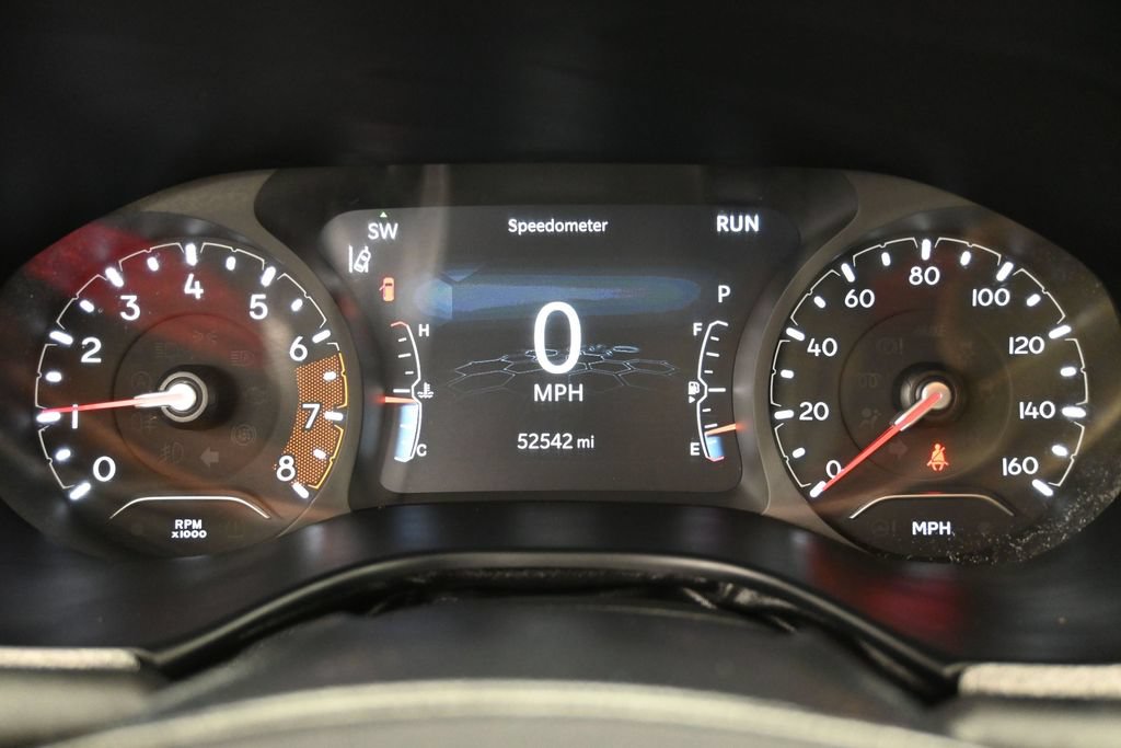 Used 2024 Jeep Compass Latitude AWD/4WD image 20