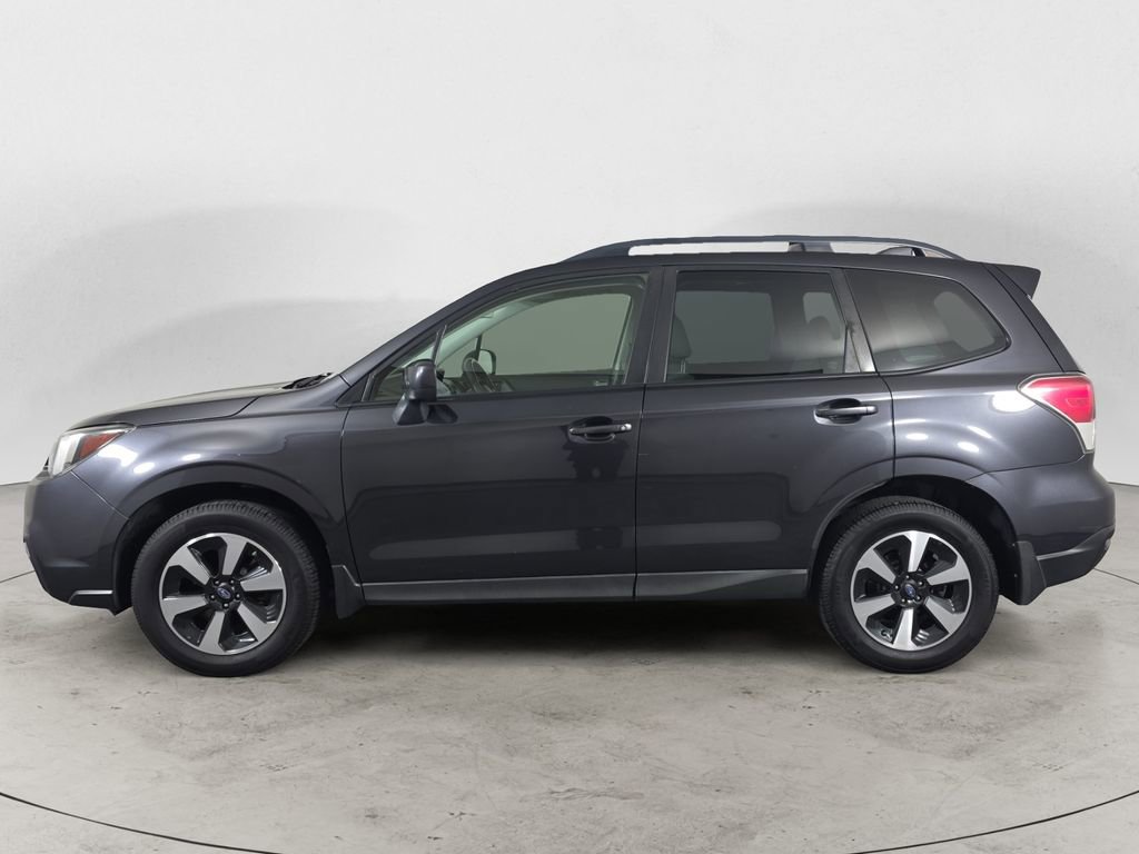 Used 2018 Subaru Forester 2.5i Premium w/ Protection Package #1 AWD/4WD image 2
