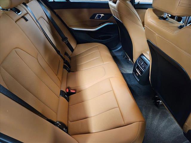Certified 2024 BMW 330i Sedan w/ Convenience Package RWD image 20