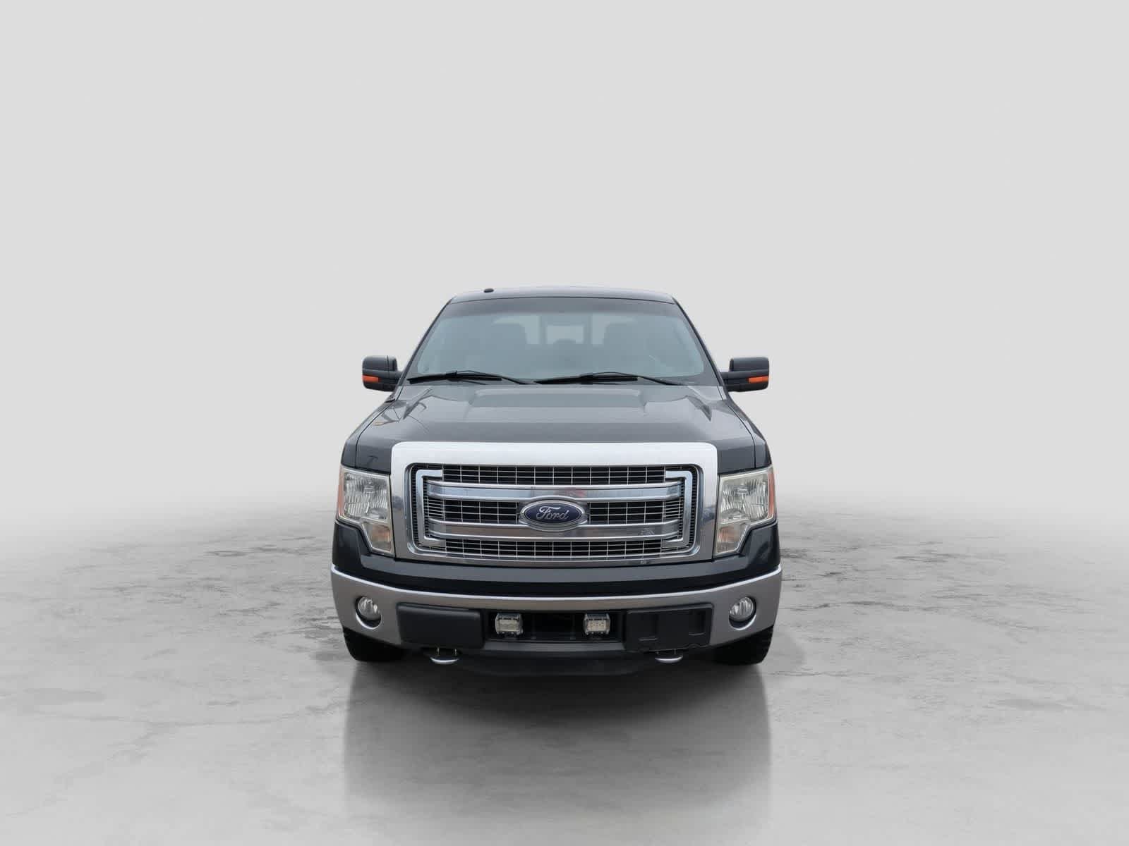 Used 2014 Ford F150 XLT w/ Equipment Group 302A Luxury AWD/4WD image 3