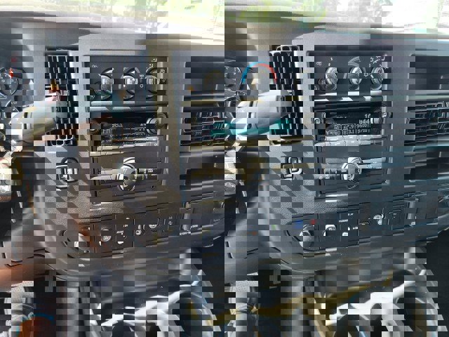 New 2025 Chevrolet Express 2500 WT w/ Enhanced Convenience Package image 17