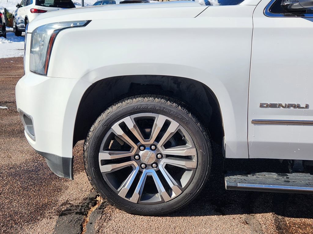 Used 2018 GMC Yukon Denali w/ Denali Ultimate Package image 9