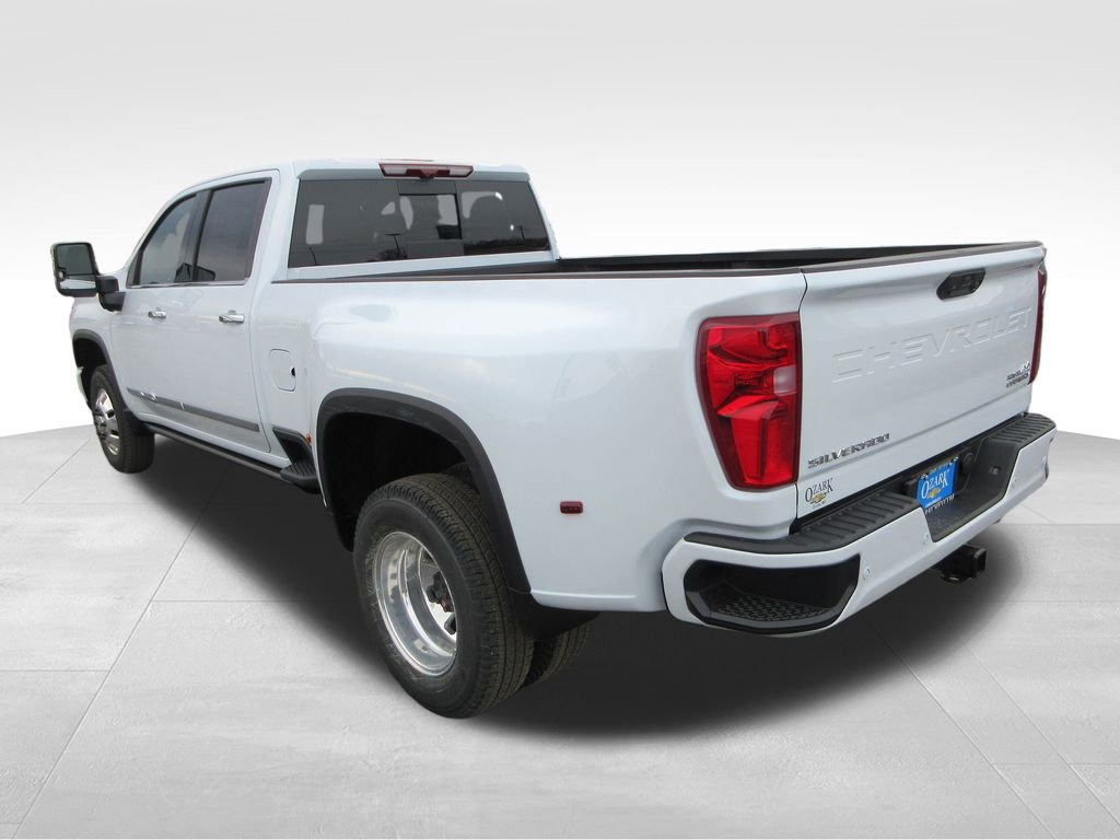 New 2026 Chevrolet Silverado 3500 High Country w/ High Country Premium Package AWD/4WD image 3