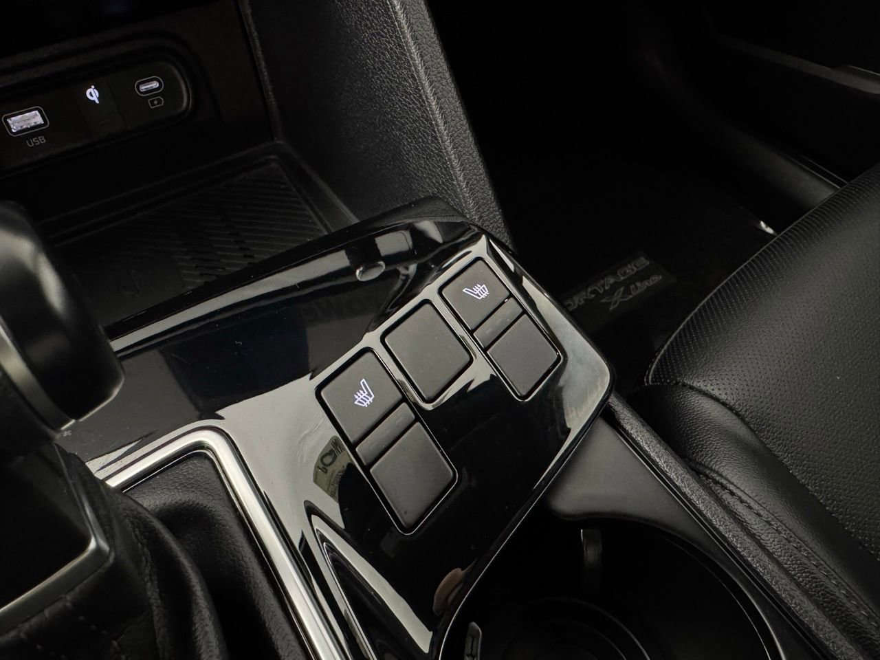 Used 2024 Kia Sportage X-Line w/ X-Line Premium Package image 21