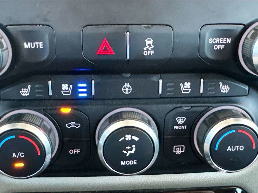 Used 2020 RAM 3500 Laramie AWD/4WD image 22