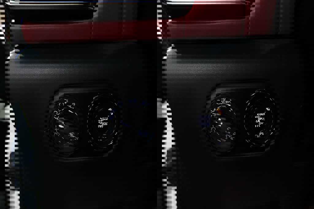 Used 2017 Maserati Levante S image 37