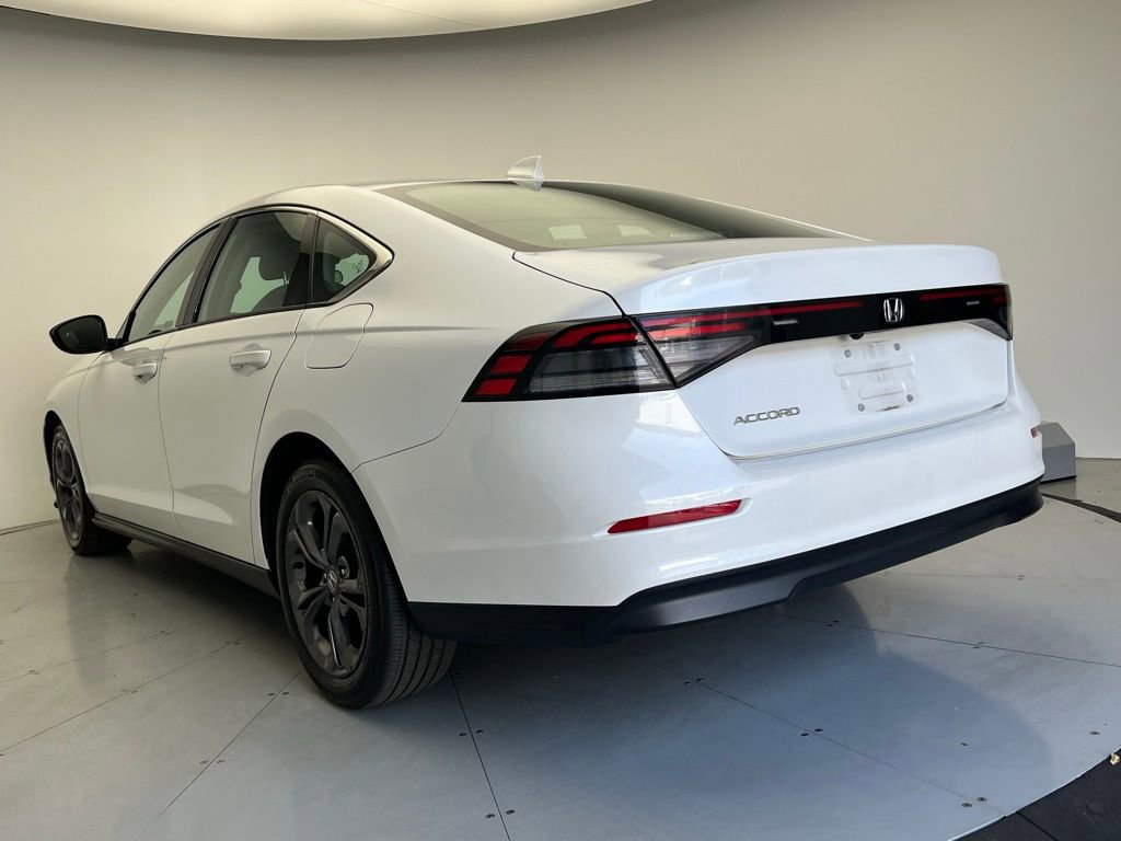 Used 2023 Honda Accord EX image 4