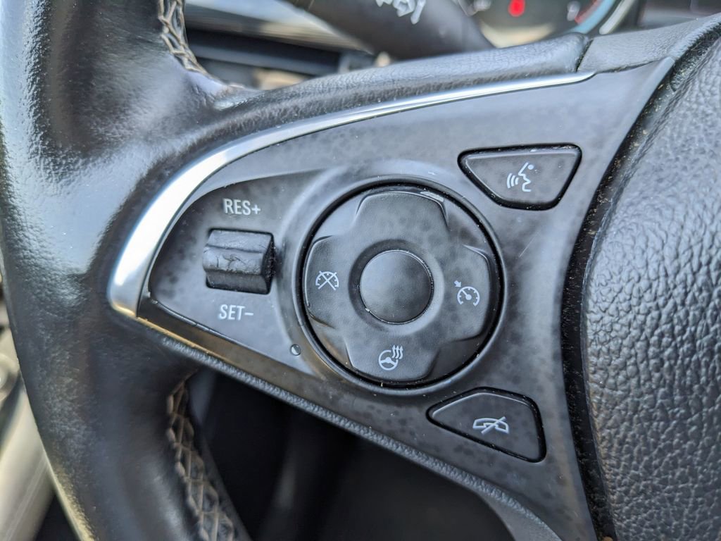 Used 2017 Buick Envision Essence image 23