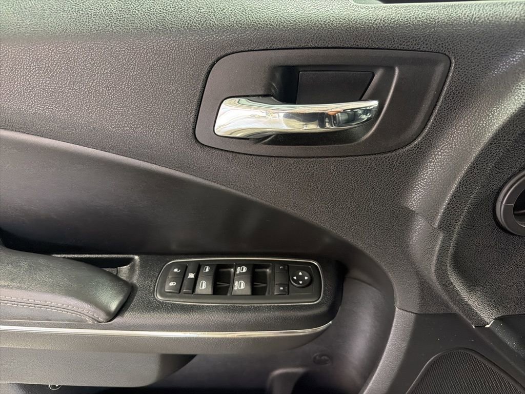 Used 2014 Dodge Charger SXT Plus RWD image 13
