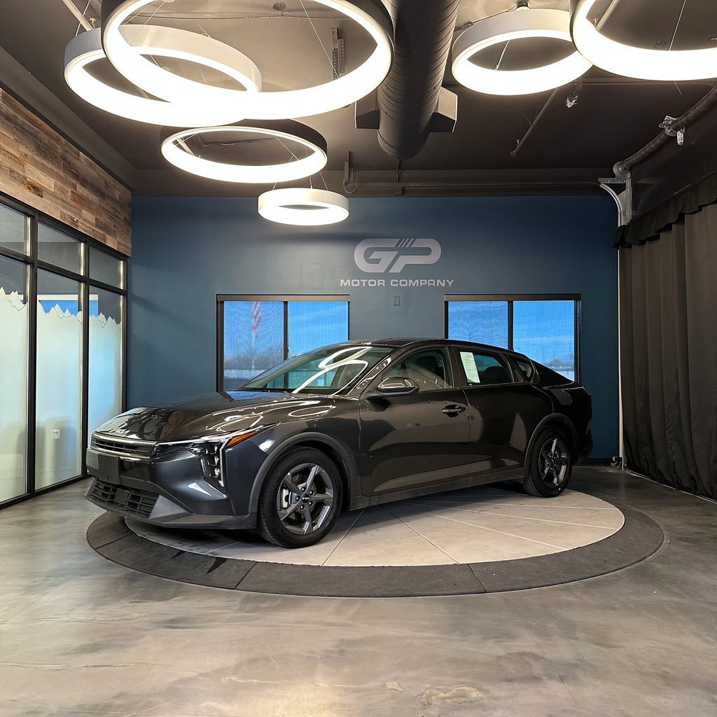 Used 2025 Kia K4 LXS image 7