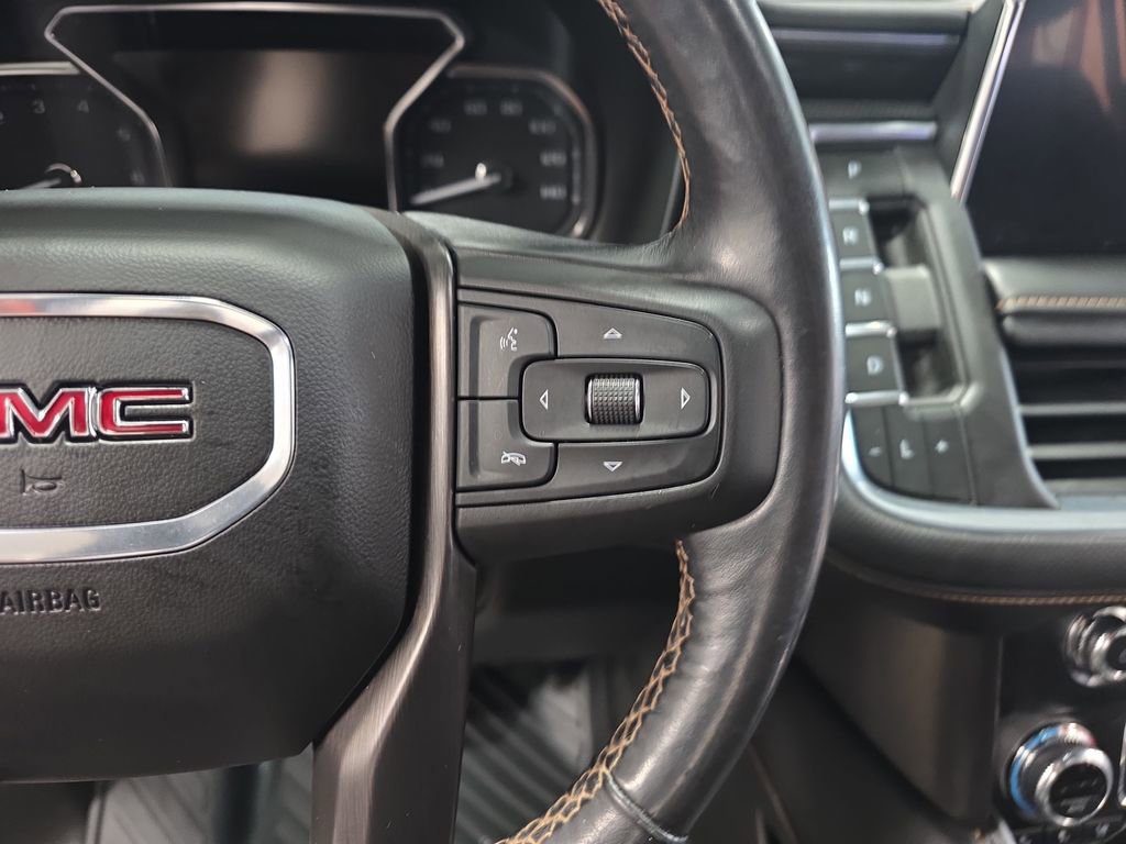 Used 2021 GMC Yukon XL AT4 image 19