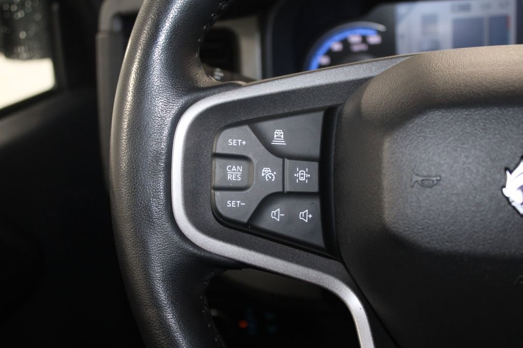 Used 2024 Ford Bronco Badlands image 38