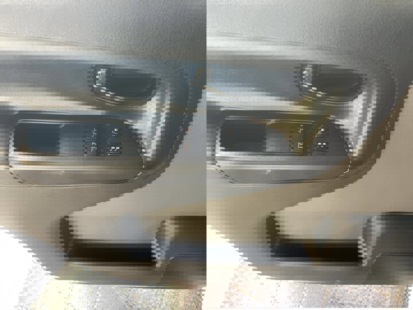 Used 2021 Nissan NV200 SV w/ Sliding Door Glass Package image 13