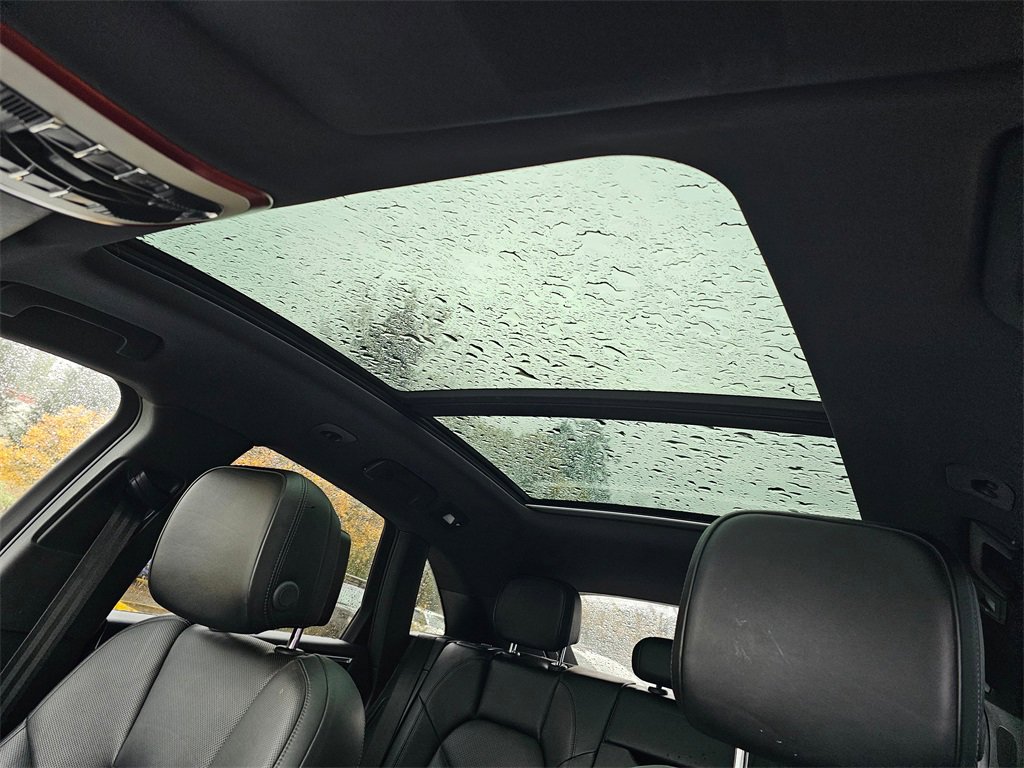 Used 2016 Porsche Macan S image 22