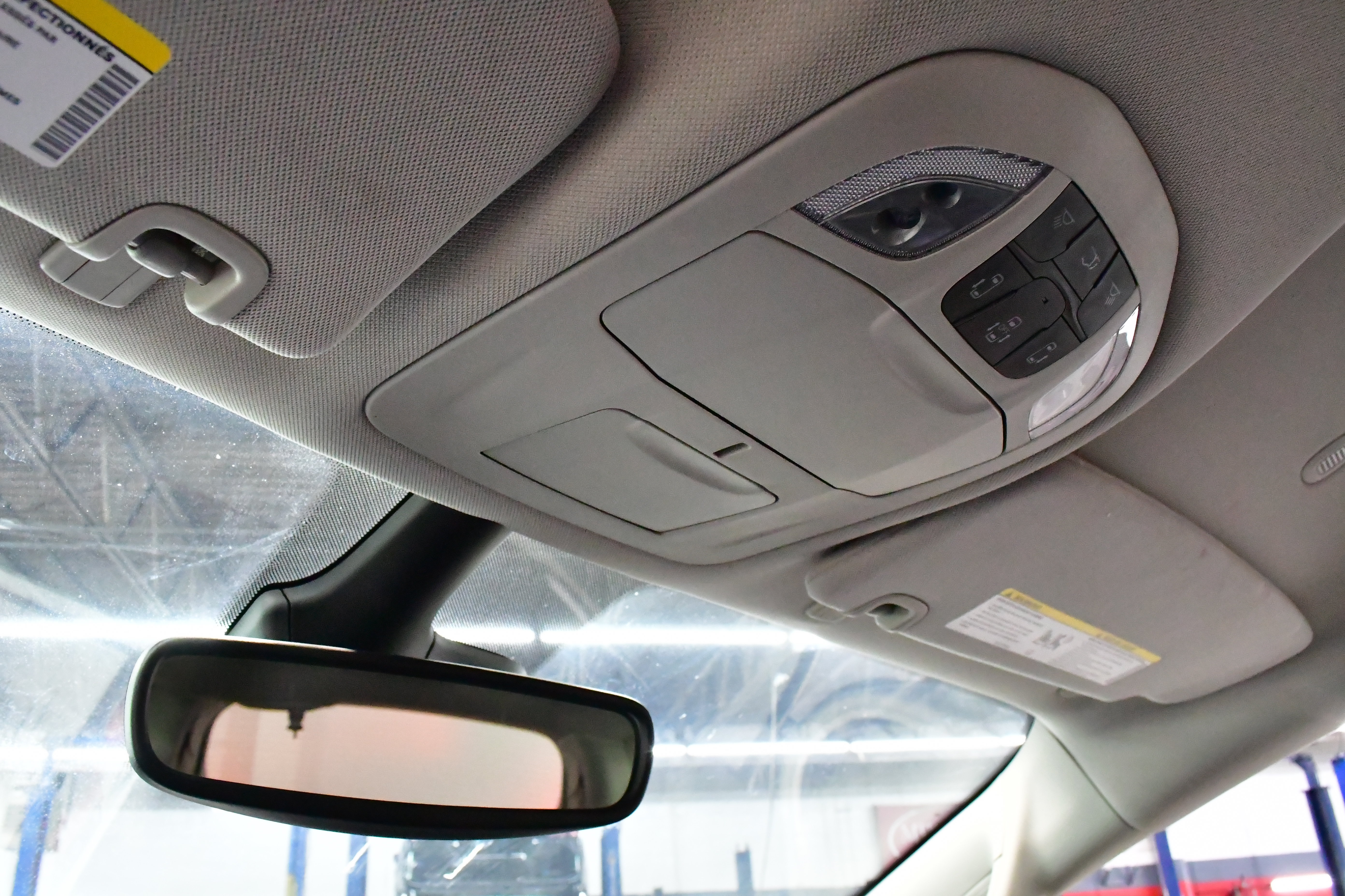 Used 2023 Chrysler Pacifica Touring-L FWD image 33