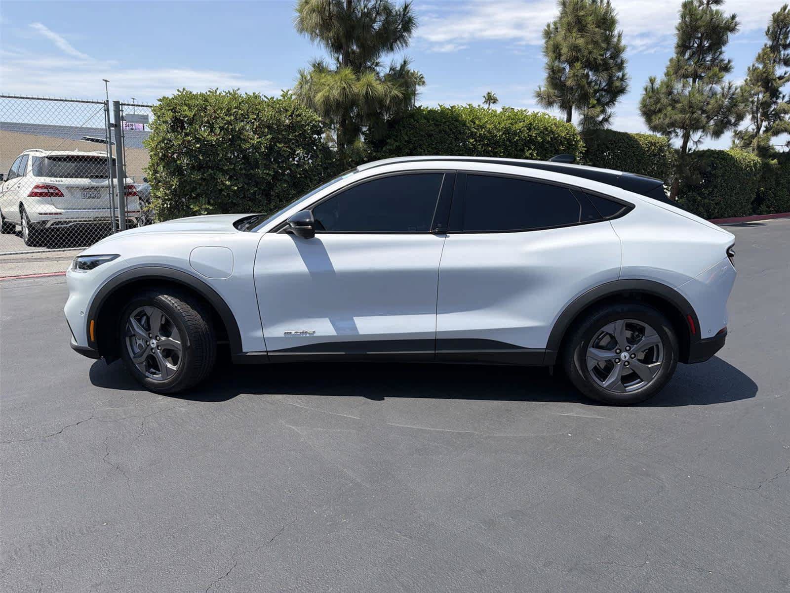 Used 2023 Ford Mustang Mach-E Select RWD image 3