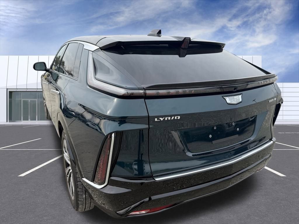 Certified 2025 Cadillac Lyriq Luxury w/ LPO, Floor Liner Package image 13