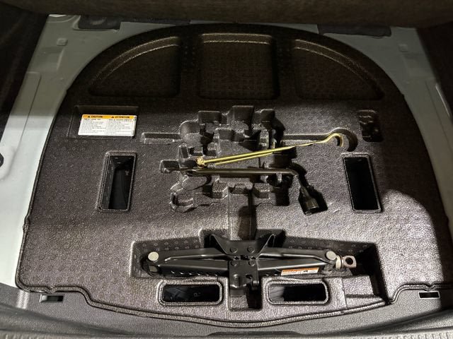 Certified 2025 Toyota Camry SE FWD image 32