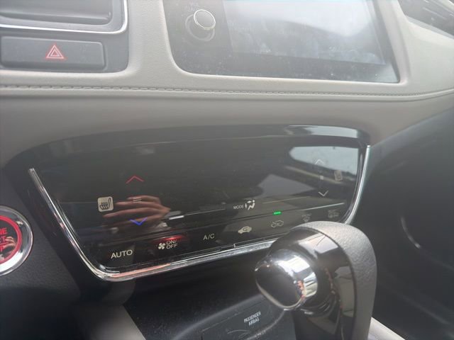 Used 2021 Honda HR-V EX image 16