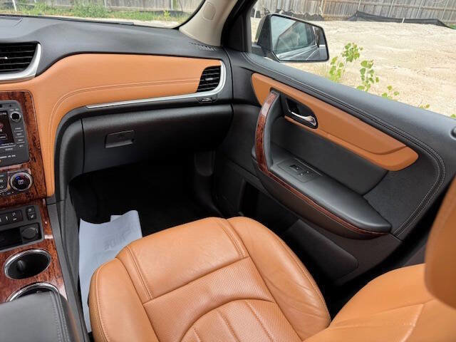 Used 2013 Chevrolet Traverse LTZ FWD image 26