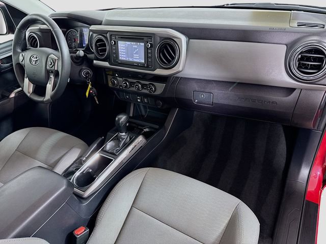 Certified 2018 Toyota Tacoma SR5 AWD/4WD image 30