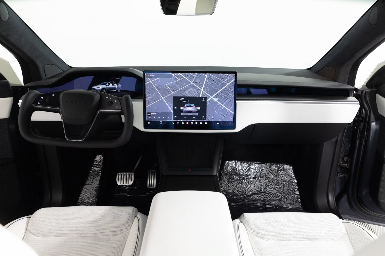 Used 2022 Tesla Model X Plaid AWD/4WD image 42
