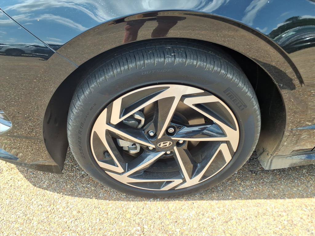 Used 2024 Hyundai Sonata SEL w/ Convenience Package FWD image 9