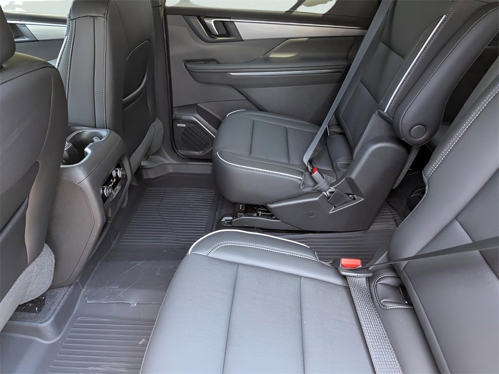 New 2026 Buick Enclave Preferred w/ Power Package image 15