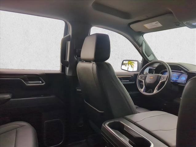 Used 2024 Chevrolet Silverado 1500 LT w/ Leather Package image 20