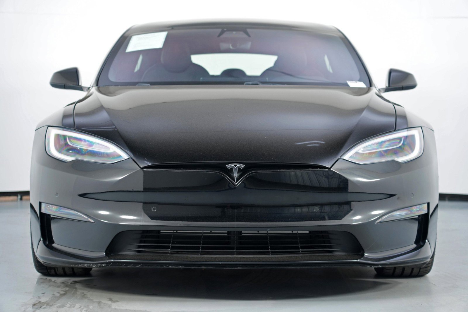 Used 2021 Tesla Model S Plaid image 7