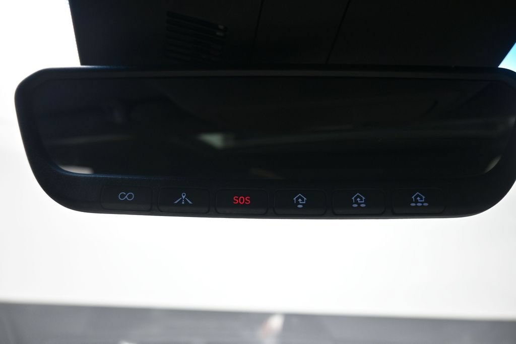 Used 2023 Genesis G70 3.3T w/ Sport Prestige Package RWD image 32