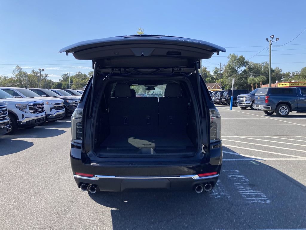 New 2026 Chevrolet Suburban Premier image 39