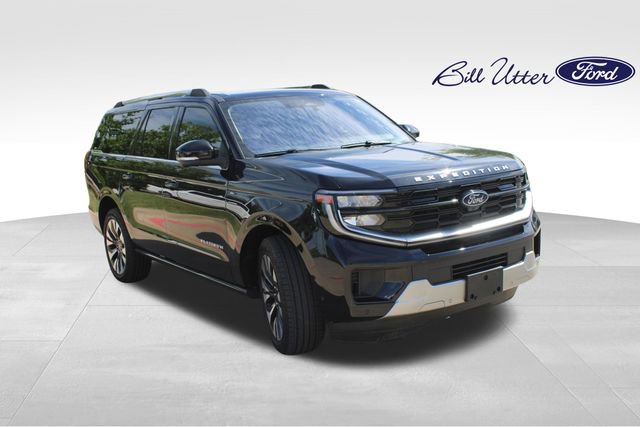 Used 2025 Ford Expedition Max Platinum w/ Driver's Package image 3