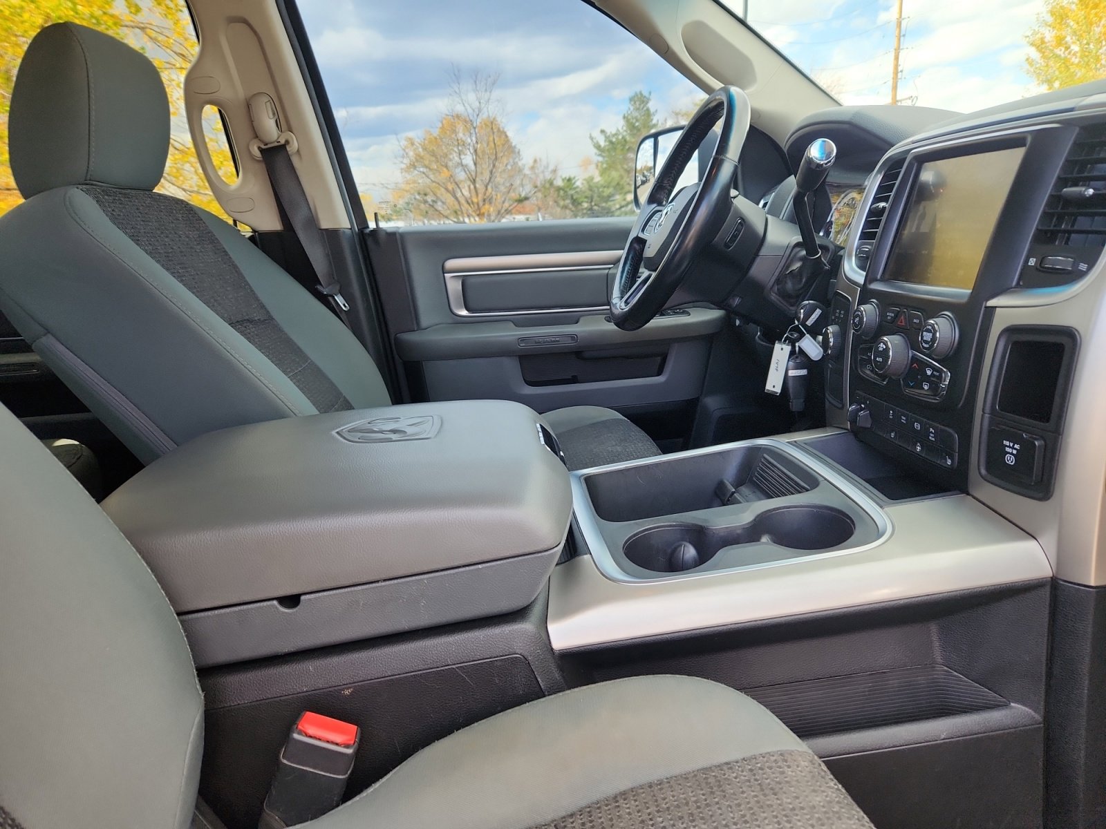 Used 2016 RAM 2500 Big Horn w/ Black Appearance Group image 19