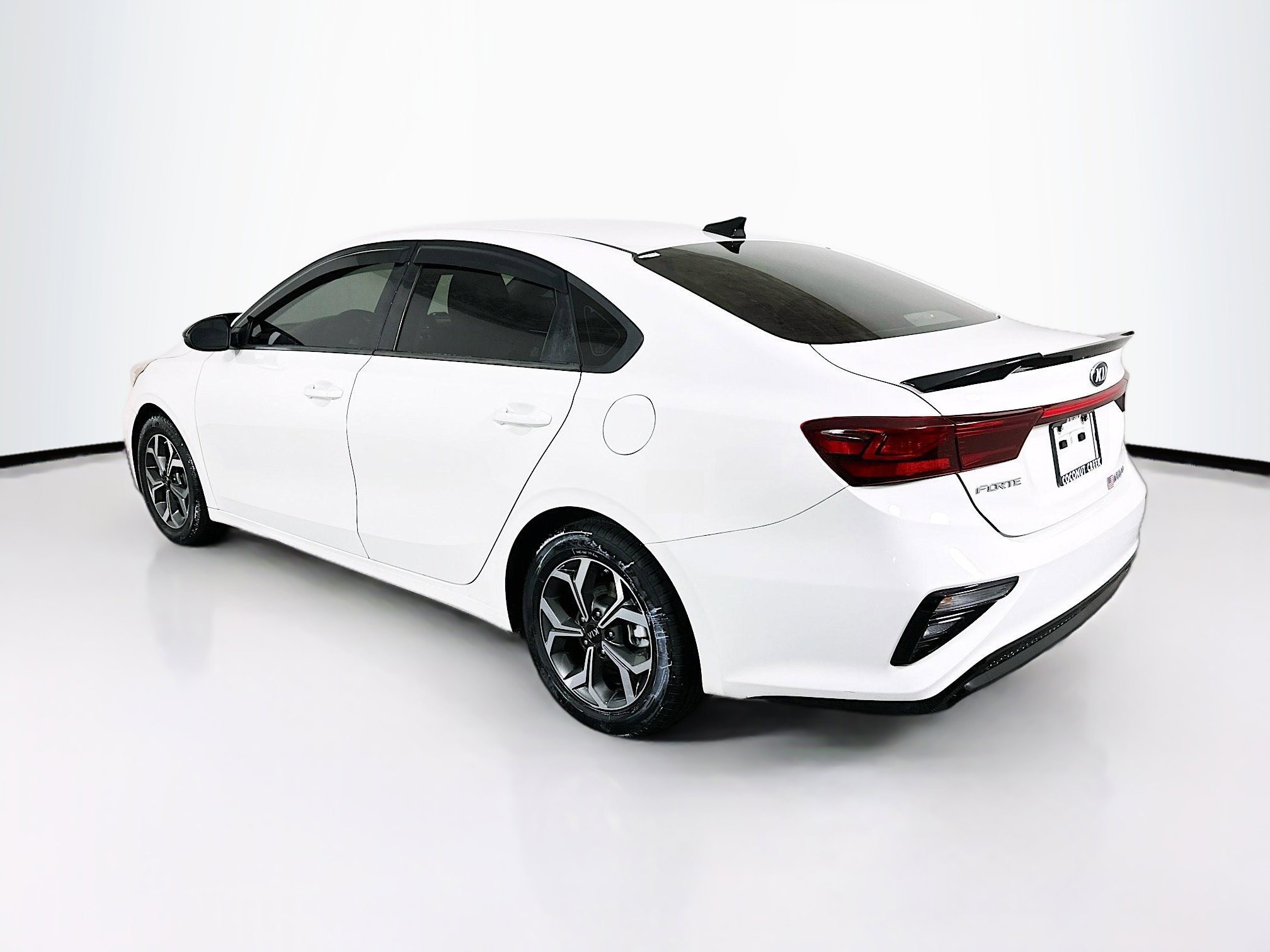 Used 2020 Kia Forte LXS FWD image 5