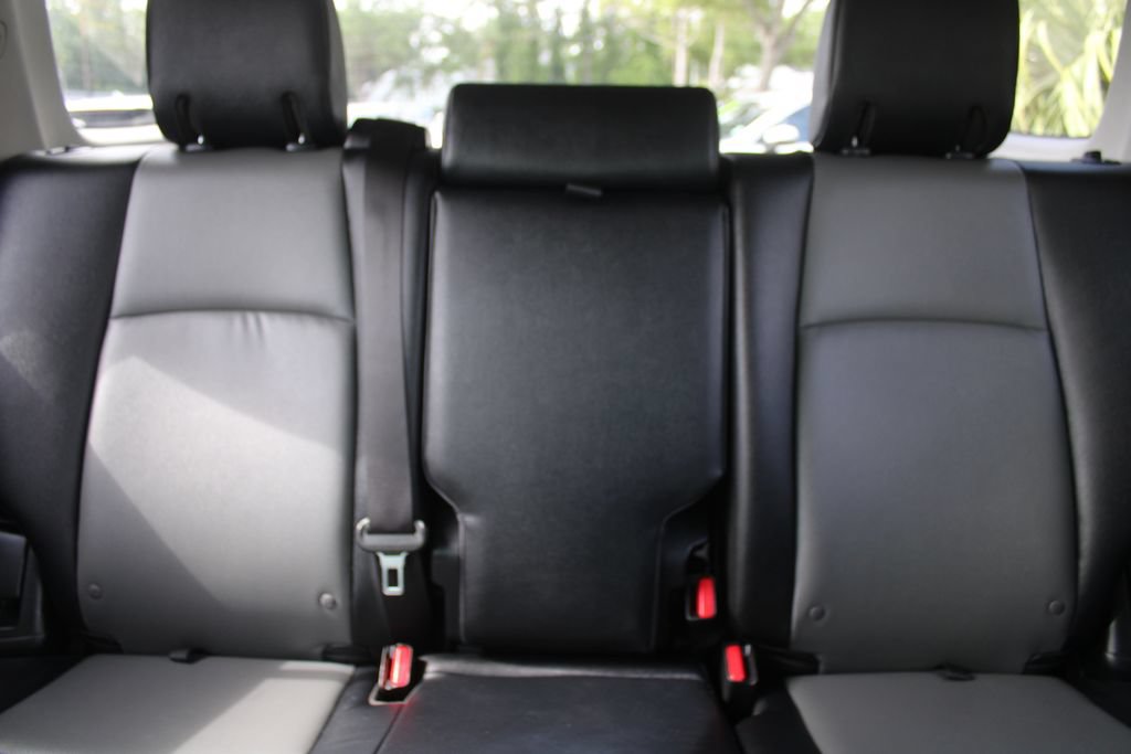 Used 2022 Toyota 4Runner SR5 Premium AWD/4WD image 57