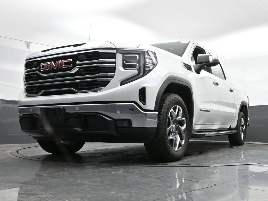 Used 2022 GMC Sierra 1500 SLT w/ SLT Premium Plus Package AWD/4WD image 43