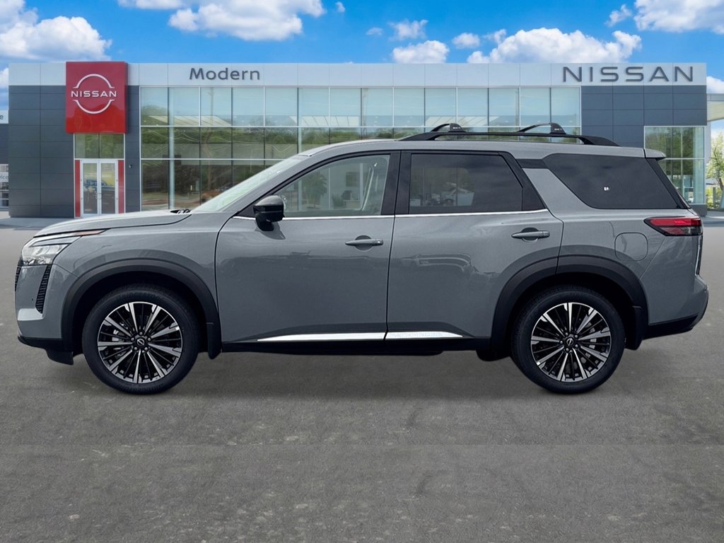 New 2026 Nissan Pathfinder Platinum image 2