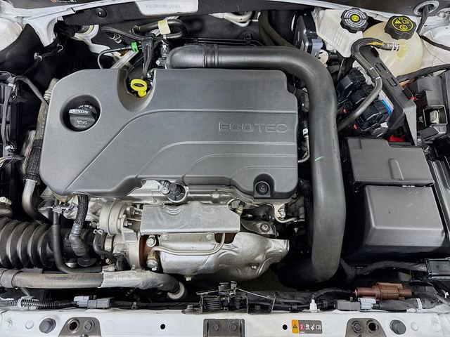 Used 2024 Chevrolet Malibu LT FWD image 30
