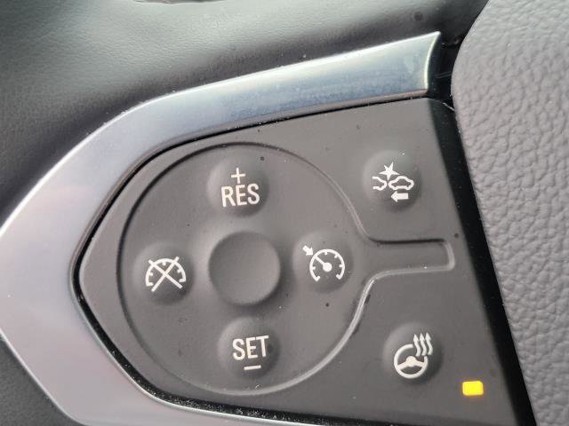 Used 2023 Chevrolet Traverse RS image 22