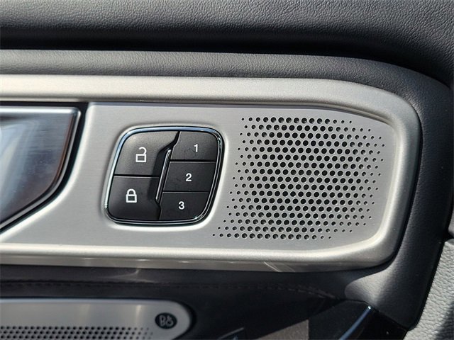 Used 2023 Ford Explorer Platinum w/ Technology Package image 30