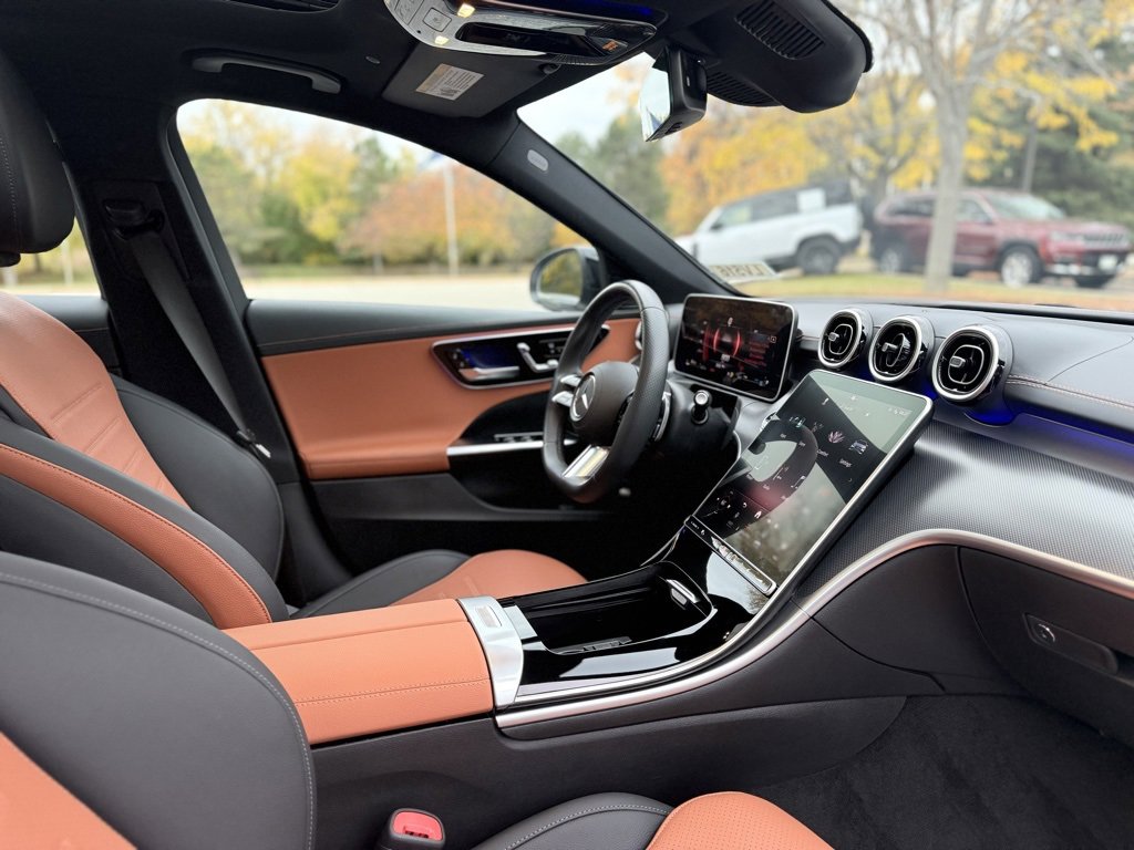 Used 2024 Mercedes-Benz C 300 Sedan image 27