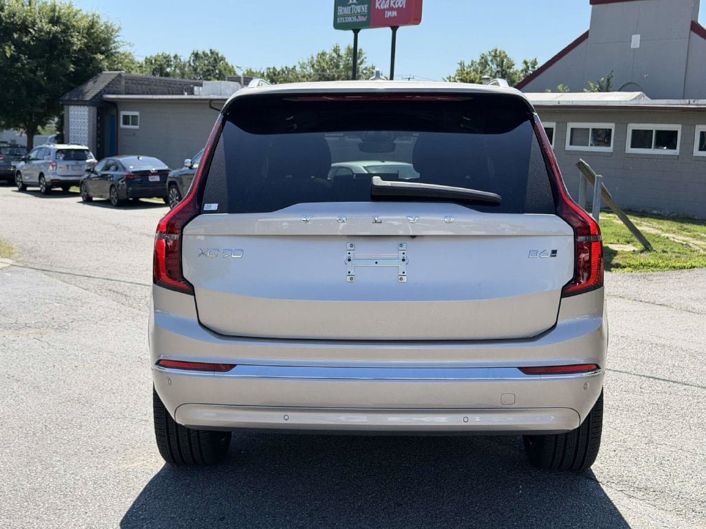 New 2026 Volvo XC90 B6 Plus w/ Protection Package AWD/4WD image 20
