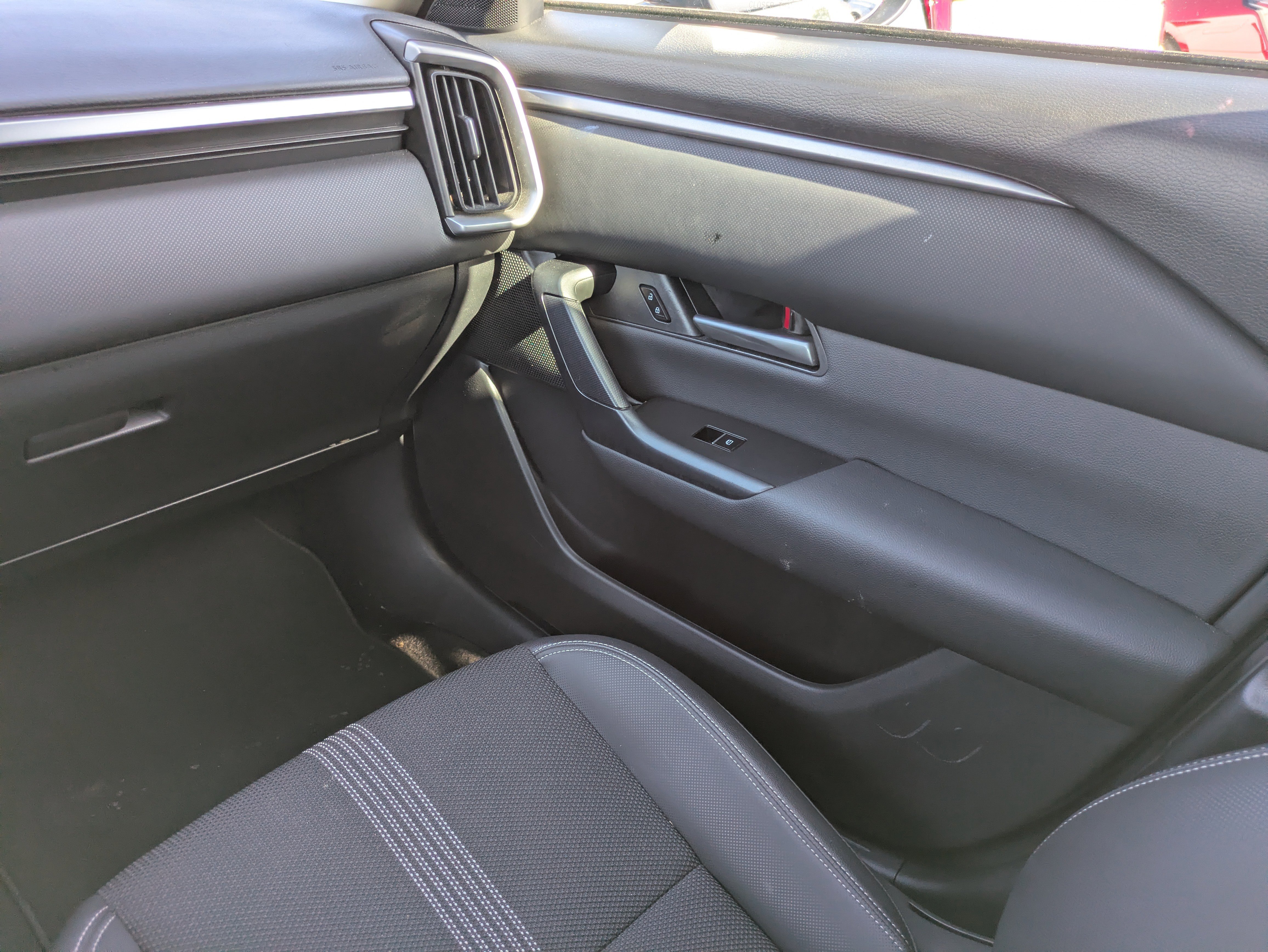 Used 2025 MAZDA CX-50 AWD 2.5 S w/ Preferred Package image 11