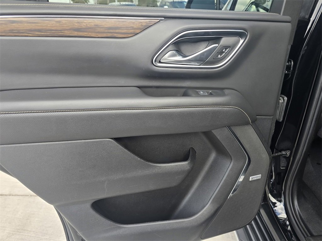 Used 2024 Chevrolet Tahoe Premier image 12
