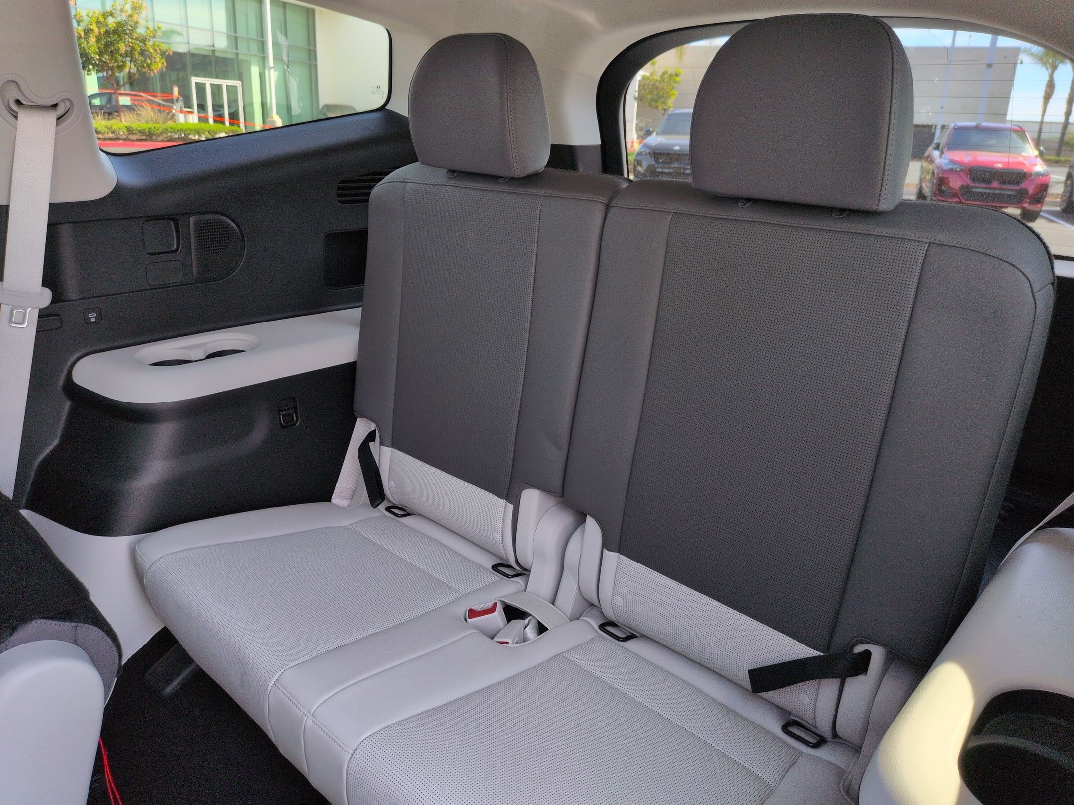 Used 2026 Hyundai Ioniq 9 SEL image 31