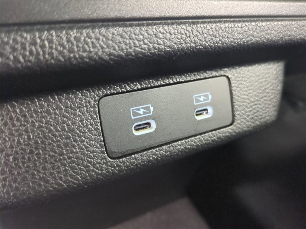 Used 2023 Honda Accord Touring image 15