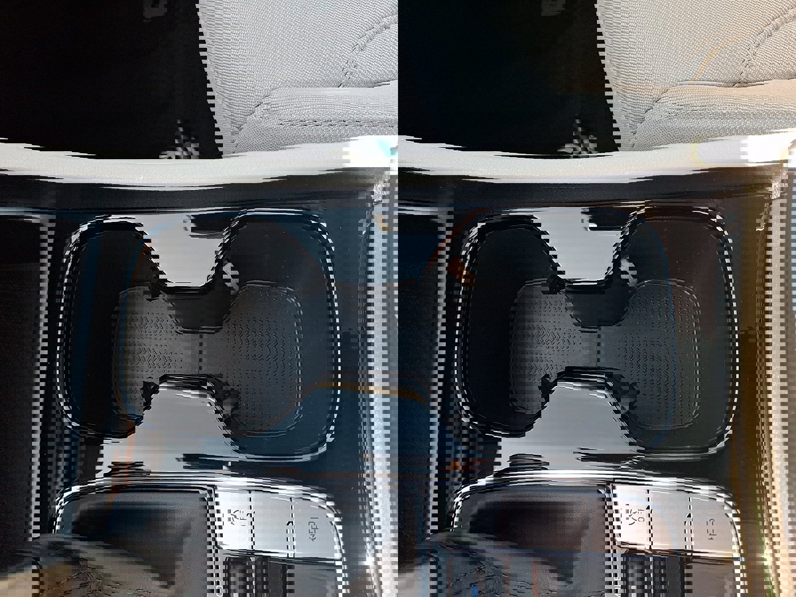 Certified 2025 Hyundai Tucson SE image 26