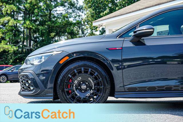 Used 2023 Volkswagen GTI 40th Anniversary Edition FWD image 15